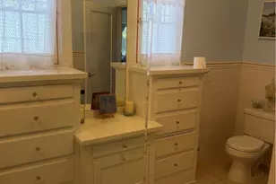 909 S Cochran, Los Angeles, CA 90036 - Photo 18