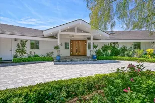 2 El Concho Ln, Rolling Hills, CA 90274 - Photo 2
