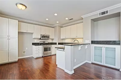 2496 Maxson Court, Signal Hill, CA 90755 - Photo 8