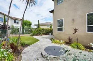 2496 Maxson Ct, Signal Hill, CA 90755 - Photo 32