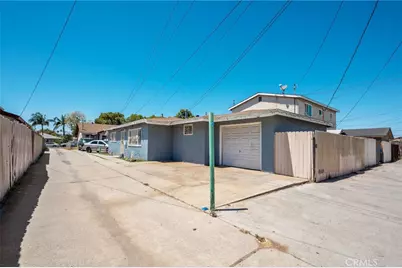 614 Gulf, Wilmington, CA 90744 - Photo 2