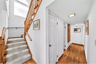 1051 9th Street, Hermosa Beach, CA 90254 - Photo 16