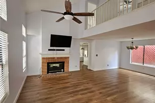 29105 Marilyn Dr, Canyon Country, CA 91387 - Photo 2
