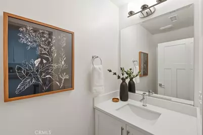 542 E Imperial Avenue, El Segundo, CA 90245 - Photo 16