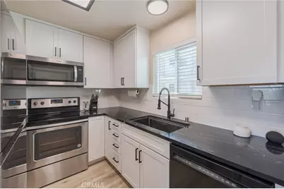 1108 Camino Real #407, Redondo Beach, CA 90277 - Photo 6