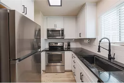 1108 Camino Real #407, Redondo Beach, CA 90277 - Photo 4