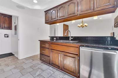 313 N Broadway #9, Redondo Beach, CA 90277 - Photo 10