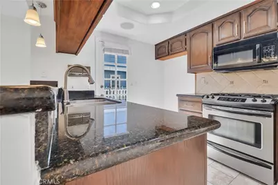 313 N Broadway #9, Redondo Beach, CA 90277 - Photo 12