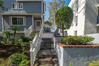 313 N Broadway #9, Redondo Beach, CA 90277 - Photo 2