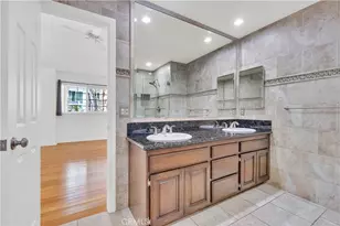 313 N Broadway, Redondo Beach, CA 90277 - Photo 18