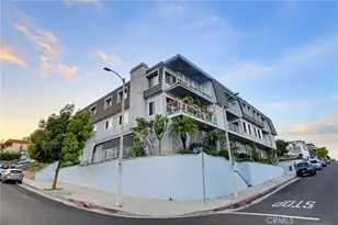 3027 S Peck Ave, San Pedro, CA 90731 - Photo 1