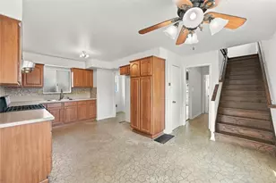 1402 W 1st St, San Pedro, CA 90732 - Photo 10