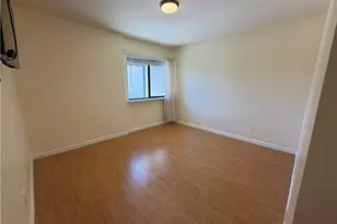 19231 Sherman Way, Los Angeles, CA 91335 - Photo 12