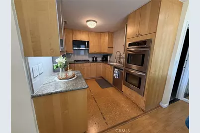 19231 Sherman Way #36, Los Angeles, CA 91335 - Photo 4