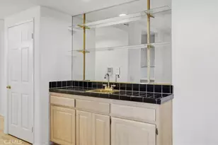 2205 S Bentley Ave, Los Angeles, CA 90064 - Photo 20