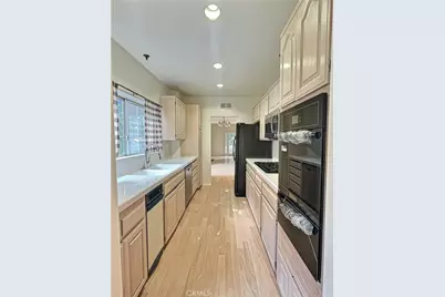 2205 S Bentley Avenue #102, Los Angeles, CA 90064 - Photo 16