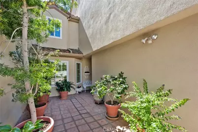 22 Via Capri, Rancho Palos Verdes, CA 90275 - Photo 2