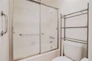 765 W 26th St, San Pedro, CA 90731 - Photo 14