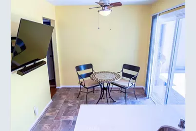 929 Thistlegate, Oak Park, CA 91377 - Photo 12