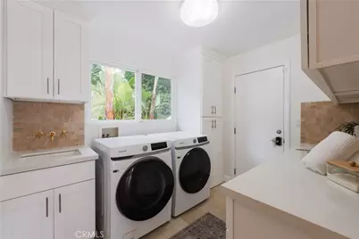 7190 Crest, Rancho Palos Verdes, CA 90275 - Photo 24