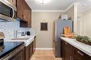603 S Prospect Ave, Redondo Beach, CA 90277 - Photo 8
