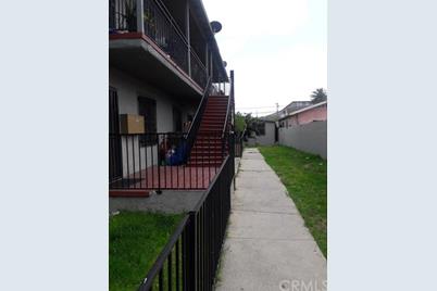 352 E 52nd Street E, Los Angeles, CA 90011 - Photo 1