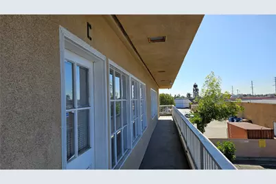 2427 N Tustin Avenue, Santa Ana, CA 92705 - Photo 4