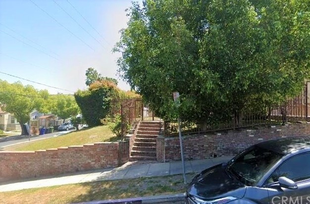 4302 Russell Ave, Los Angeles, CA 90027-4508