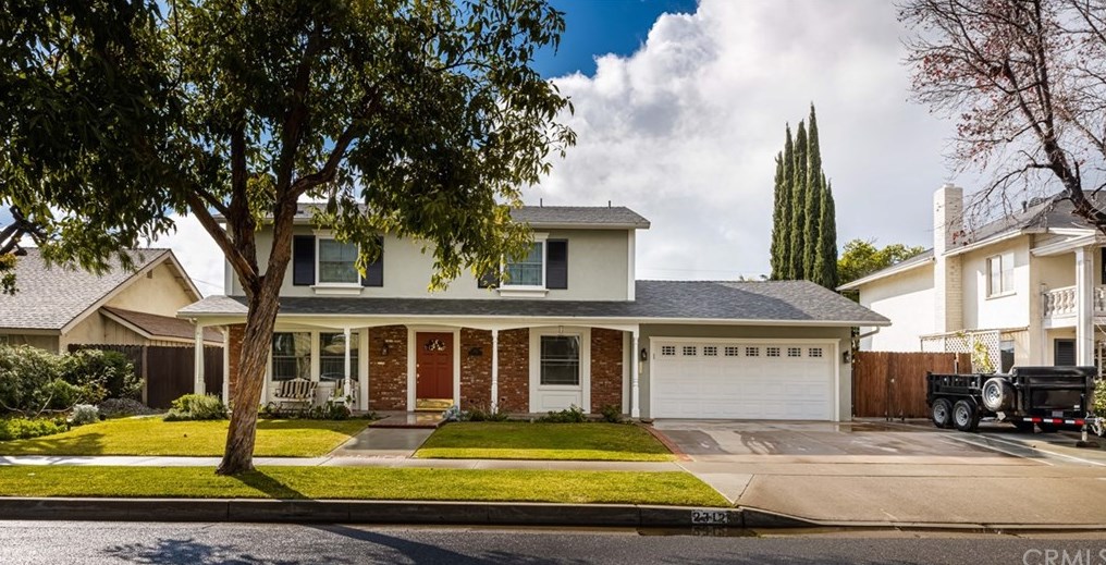 2312 E Avalon Ave, Santa Ana, CA 92705