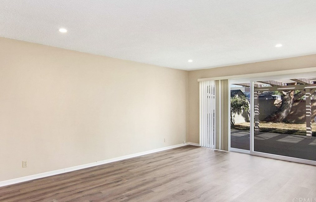 10422 Sande St, Cypress, CA 90630