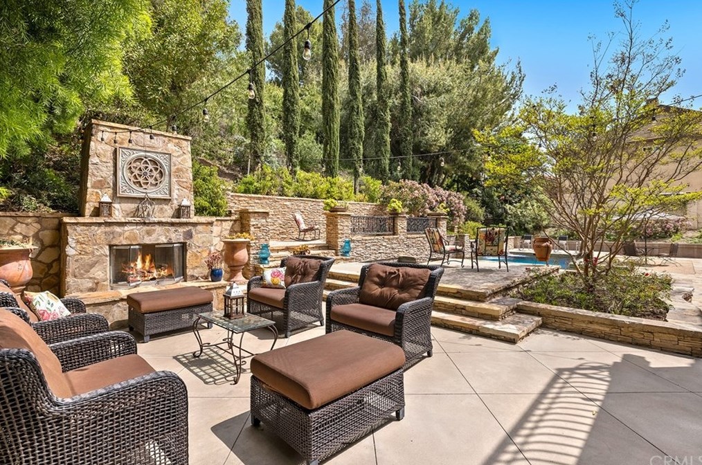 4760 Blue Mountain Dr, Yorba Linda, CA 92887-2605