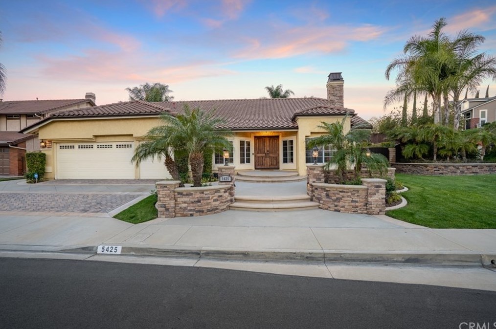 5425 La Grande, Yorba Linda, CA 92887-4010
