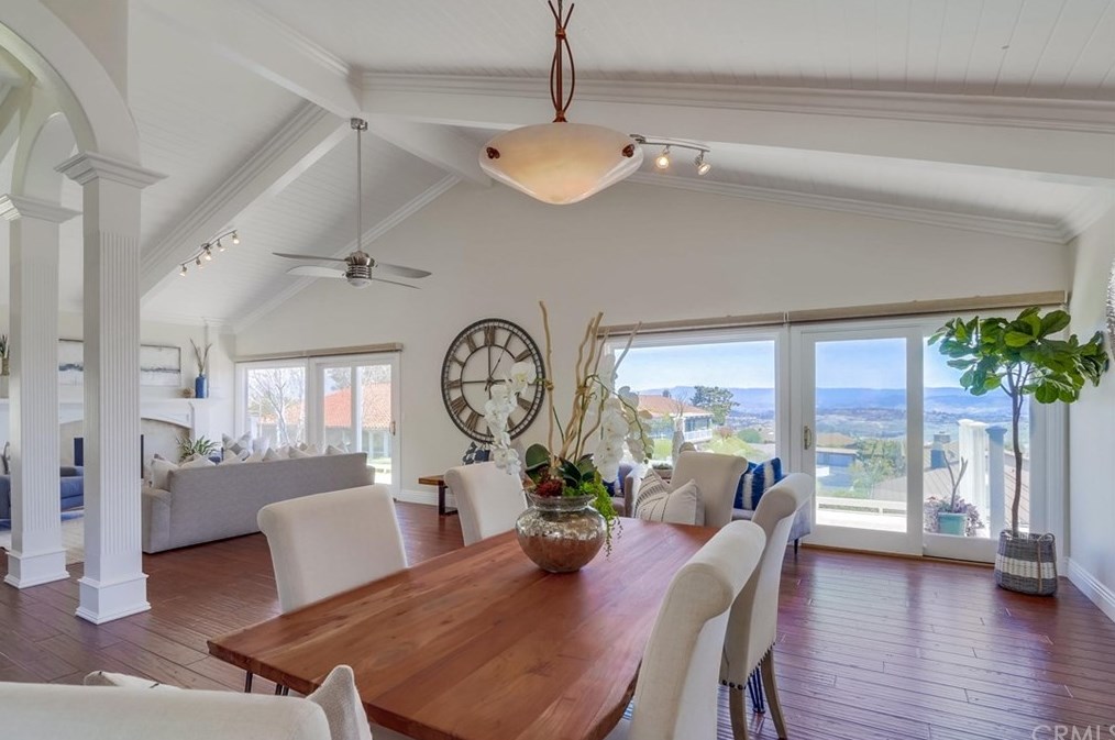 31152 Flying Cloud Dr, Laguna Beach CA  92677-2715 exterior