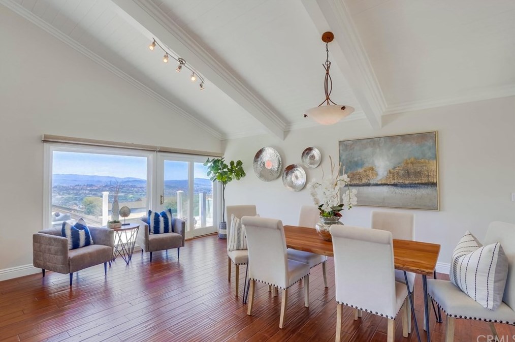 31152 Flying Cloud Dr, Laguna Beach CA  92677-2715 exterior