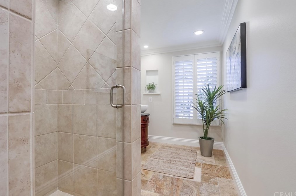 31152 Flying Cloud Dr, Laguna Beach CA  92677-2715 exterior