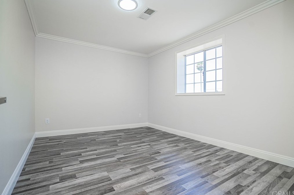 8210 Alverstone Ave, Los Angeles CA  90045-2855 exterior