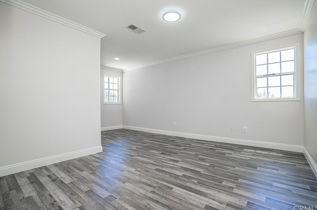 8210 Alverstone Ave, Los Angeles CA  90045-2855 exterior