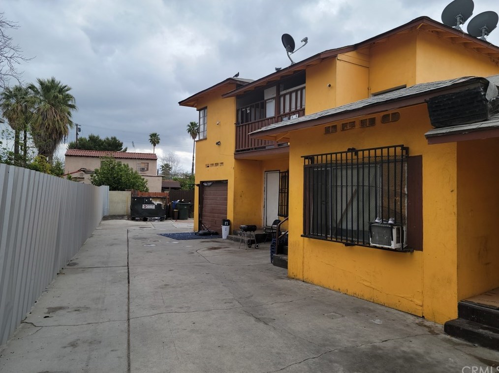 1115 N Mayfield Ave, San Bernardino, CA 92410