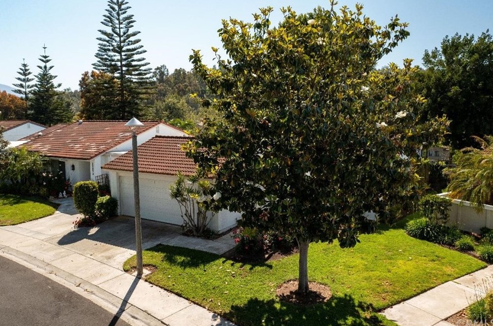 3267 San Amadeo, Laguna Beach CA  92637-8401 exterior