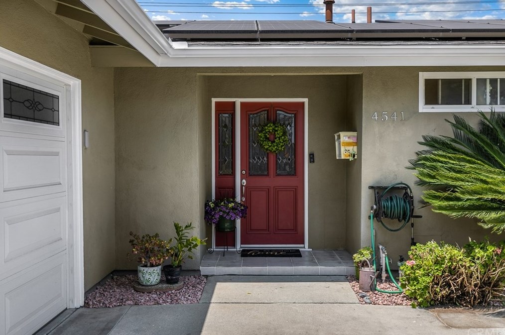 4541 Myra Ave, Cypress, CA 90630