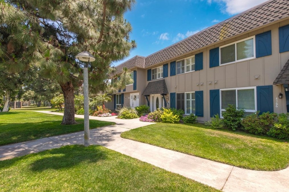4168 Elizabeth Ct, Cypress, CA 90630