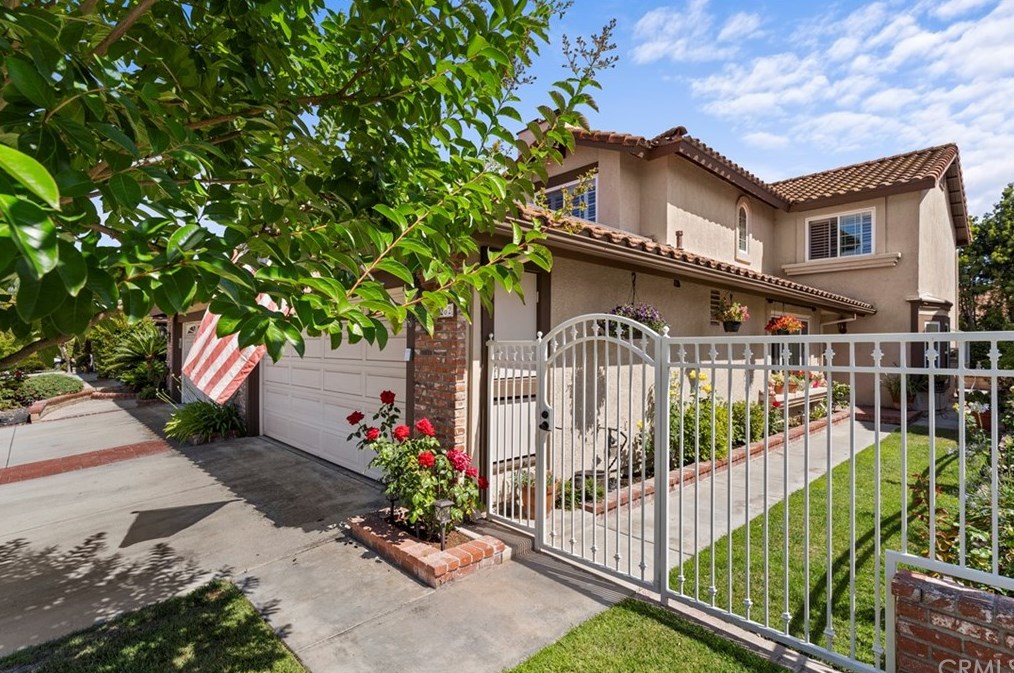 24262 Juanita Dr, Laguna Beach, CA 92677-4068