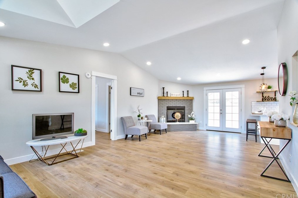 1405 Arden Way, Fallbrook CA  92028-3681 exterior