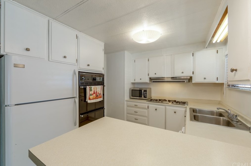 10525 Somerset Blvd, Bellflower, CA 90706