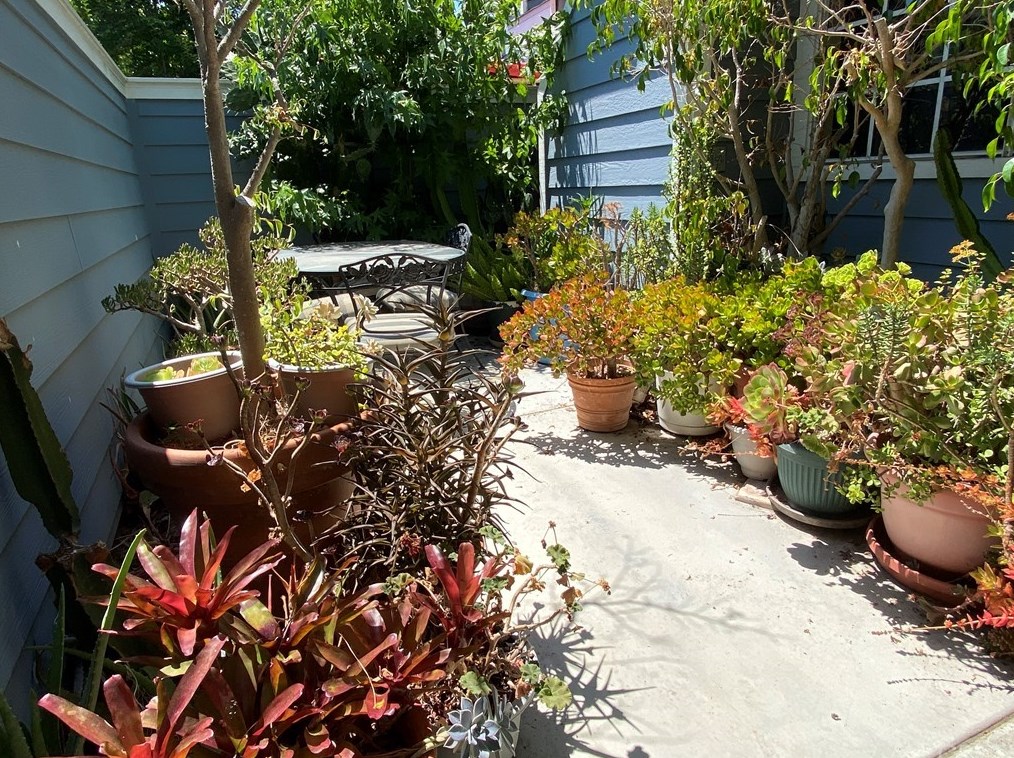 8130 Baymist Dr, Huntington Beach, CA 92646-9001