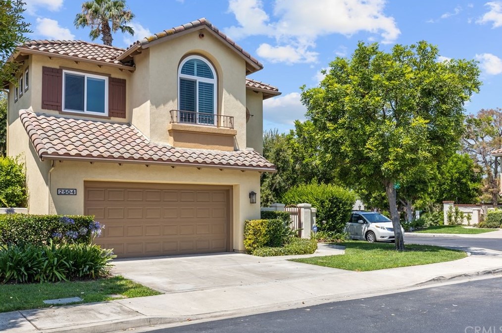 2504 Wilson Dr, Tustin, CA 92782