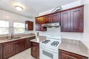 1308 S Van Ness Ave, Los Angeles, CA 90019 - Photo 18