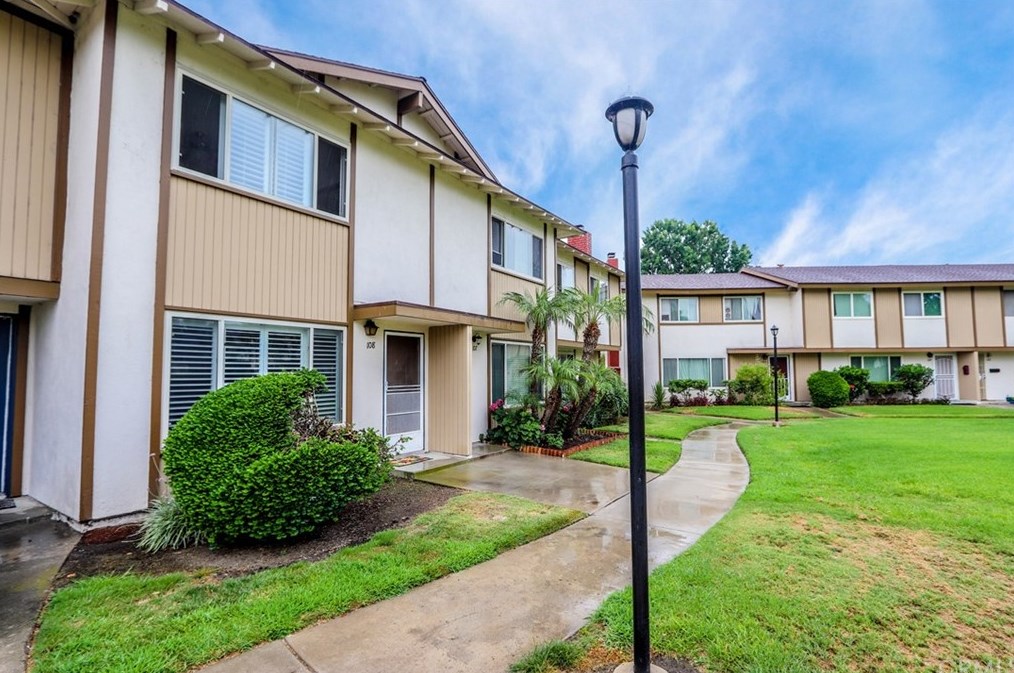 1722 Mitchell Ave #108, Tustin, CA 92780