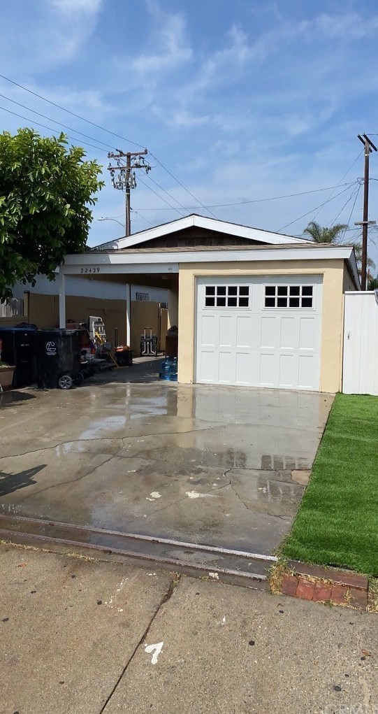 22429 Horst Ave, Lakewood, CA 90716