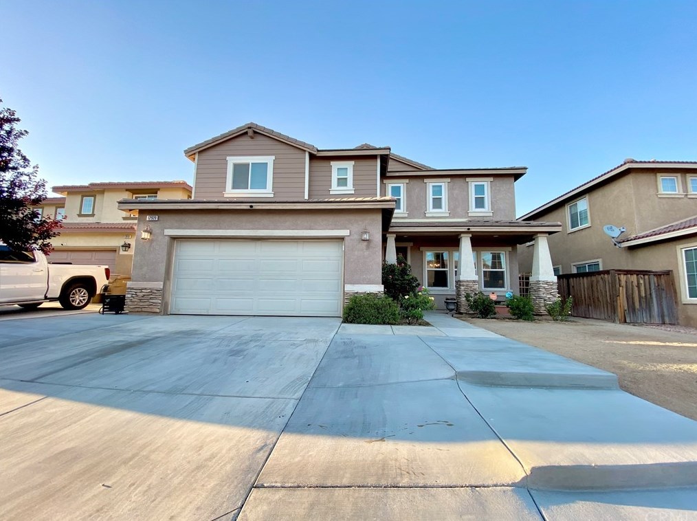 12920 La Costa Ct, Hesperia, CA 92344-5531